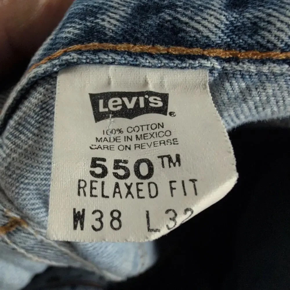Levis 550 Jeans Relaxed Fit Mens 36x31 Blue Straight Leg USA Vintage Light Wash